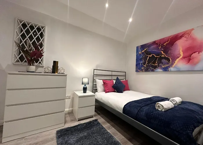 Studiosleeps2-Gardenview-Parking-Internet-Patio