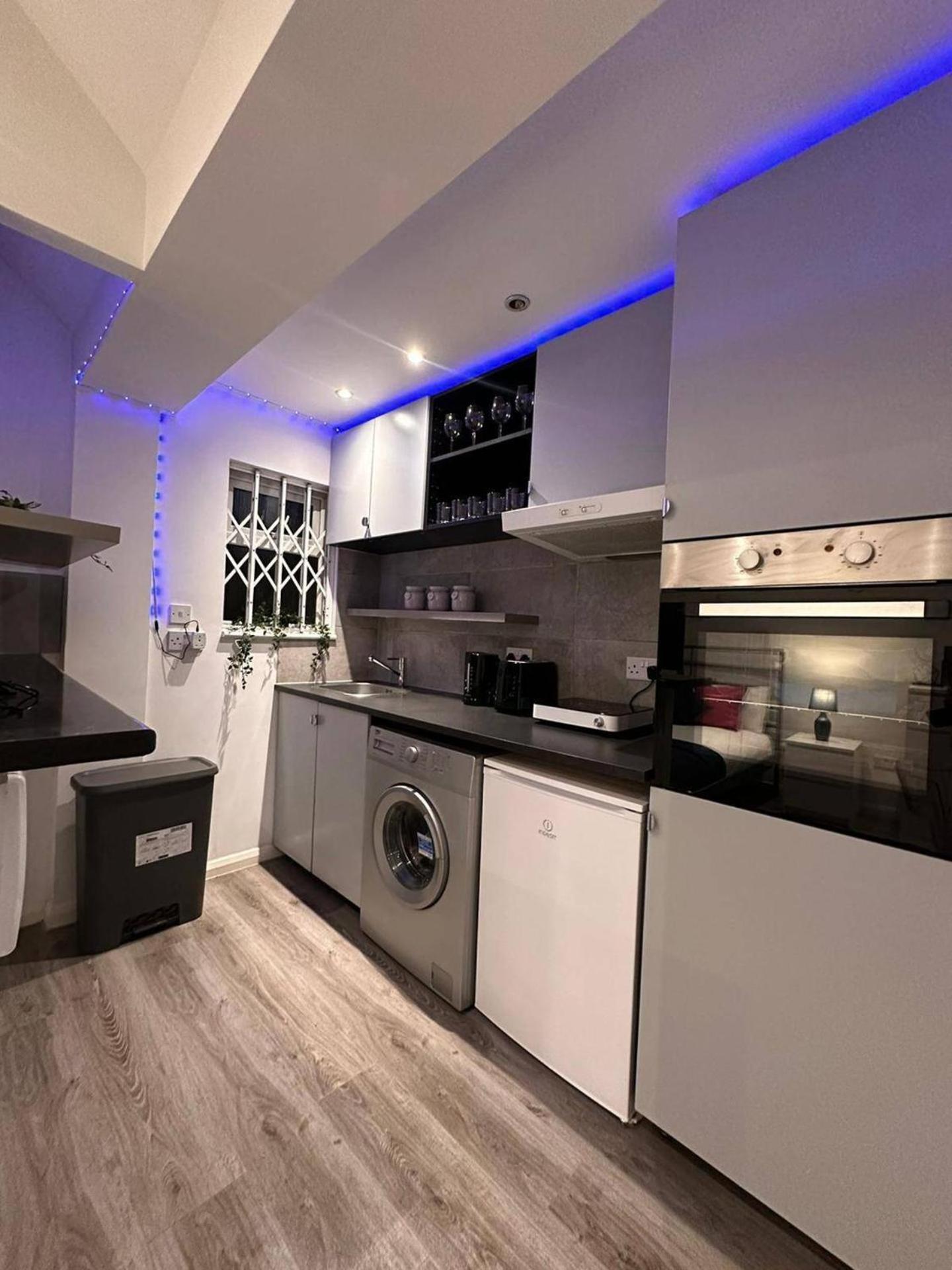 Studiosleeps2-gardenview-parking-internet-patio Londra